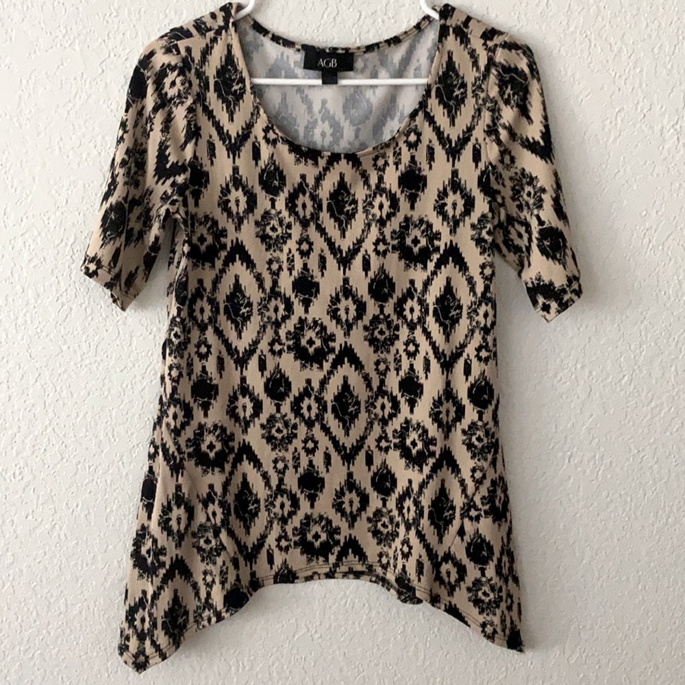 Black and tan tribal print shirt, size small